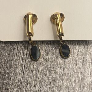 Gold Tone Black Earrings Round Dangle Clip On Women’s Classic Fashion